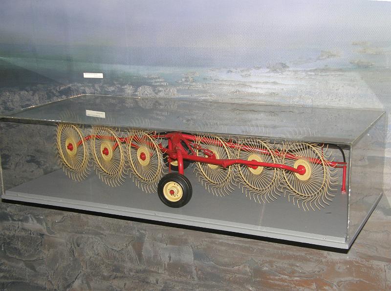 F050.jpg